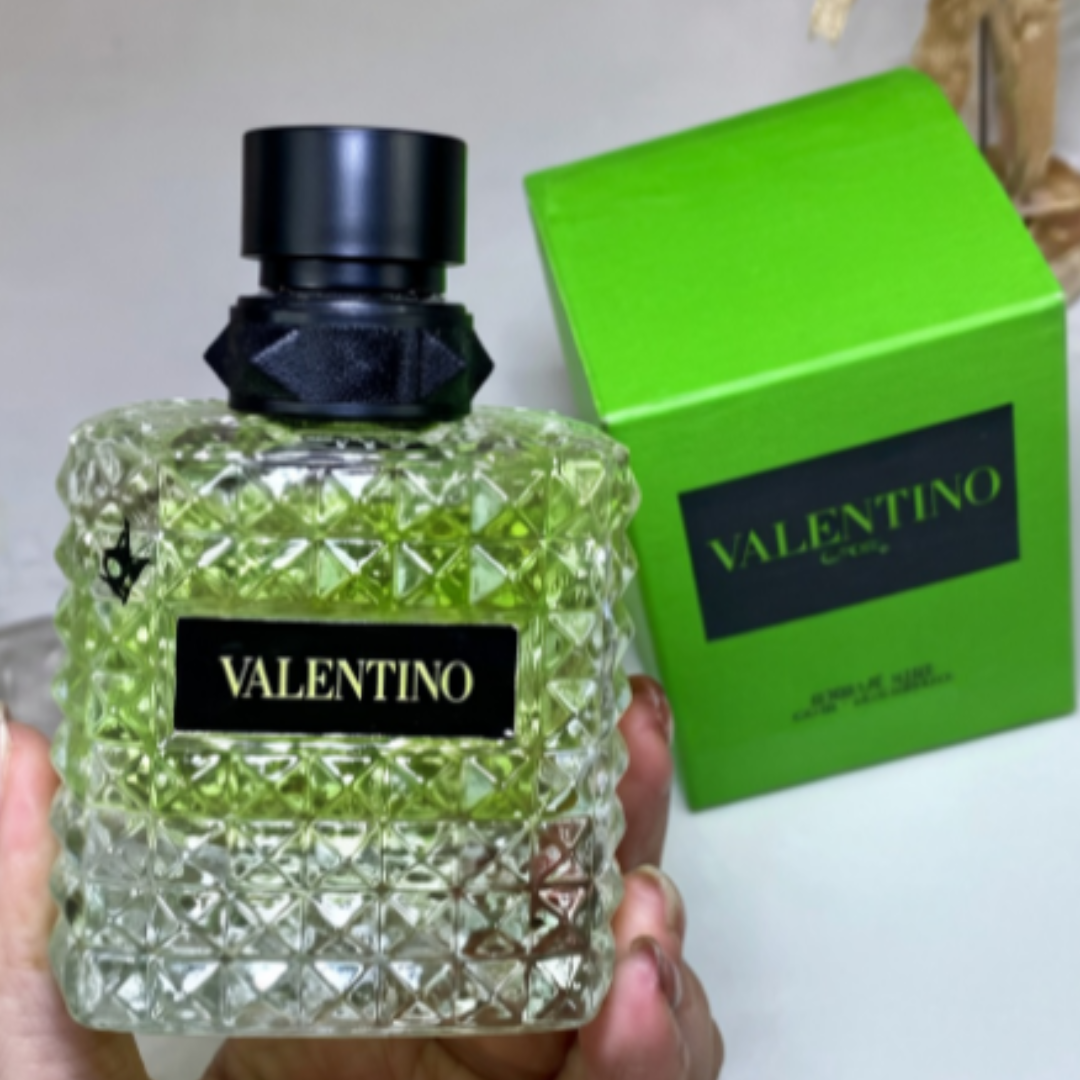Valentino Donna Born in Roma Green Stravaganza 3.4 oz EDP Spray